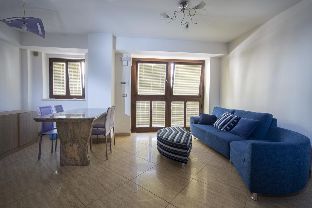 B&B Casa Cavour San Benedetto del Tronto Eksteriør bilde